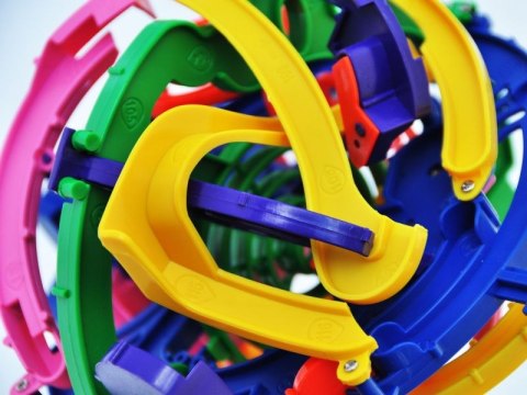 INTELIGENTNA KULA LABIRYNT 3D - SPRYTNA PRZEPLATANKA