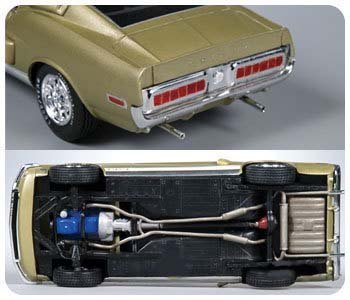 MODEL PLASTIKOWY DO SKLEJANIA AMT (USA) - 1968 SHELBY GT500