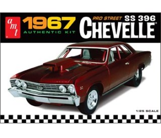 MODEL PLASTIKOWY - SAMOCHÓD 1967 CHEVY CHEVELLE PRO STREET - AMT